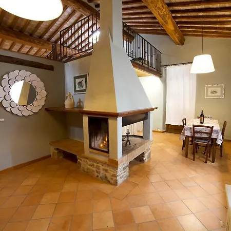 펜션 Colle Al Matrichese - Historic Winery 몬탈치노